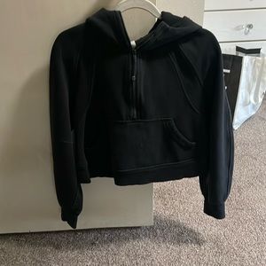 Brand new lulu scuba half zip